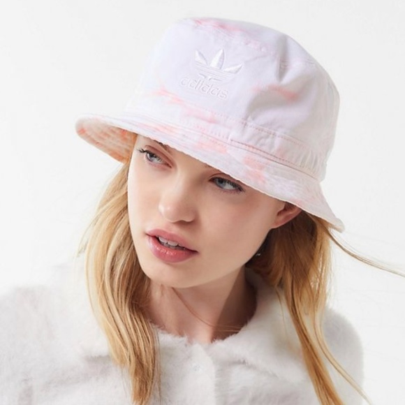 adidas lilac bucket hat